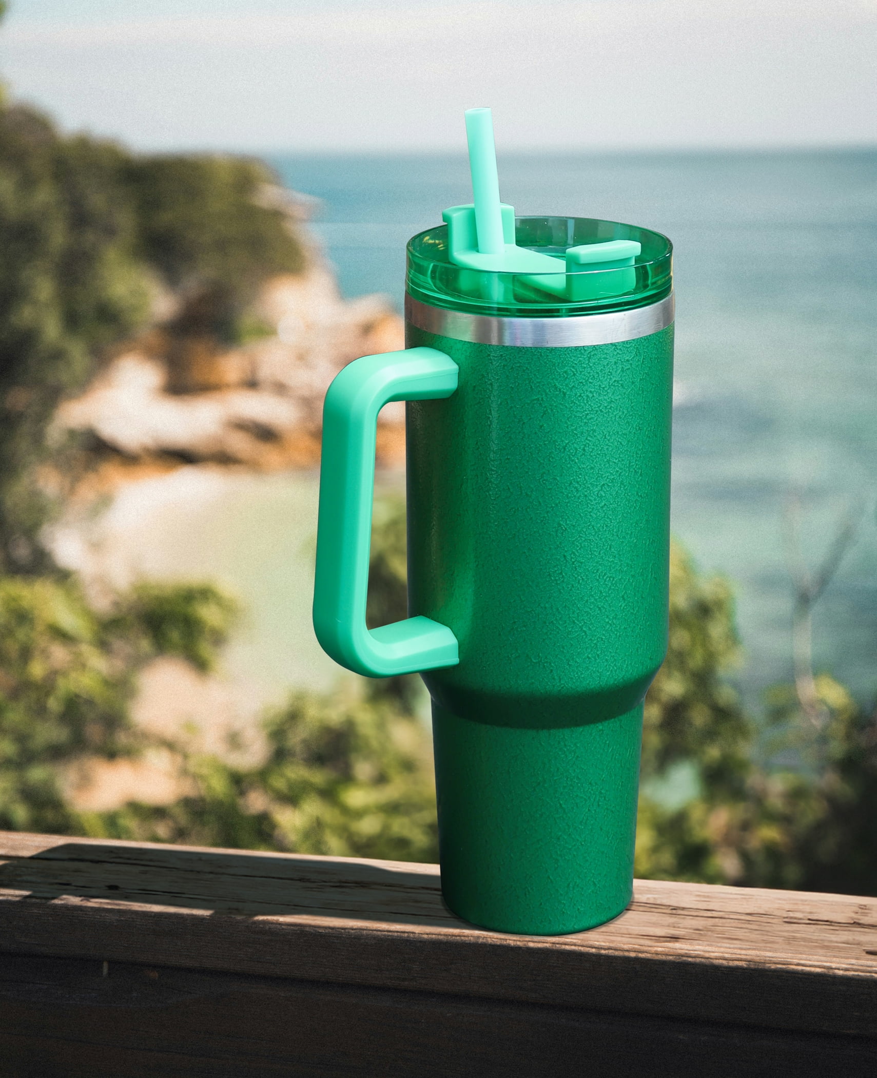 Mainstays 40 oz Stainless Steel Tumbler with Straw and Handle, Double Wall Insulated, Green Hammertone
