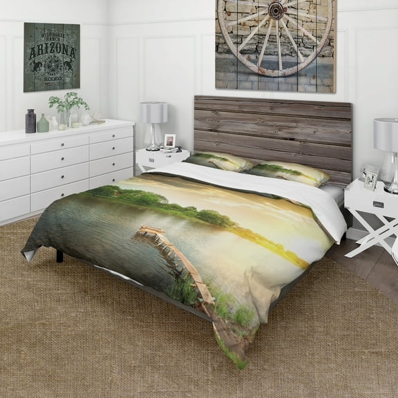 Designart 'Lake Under Evening Sun' Cabin & Lodge Duvet Cover Set