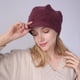 thumbnail image 3 of RV Gorro de invierno cálido para mujer Gorro holgado de crochet Gorros de punto con BRILLAR  Rojo Verde, 3 of 4