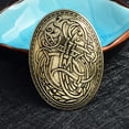 thumbnail image 2 of Paquete de 2 Broches con Símbolo de Escudo Medieval Nórdico, Chal Ovalado, Alfiler Dorado , 2 piezas de oro, 2 of 7