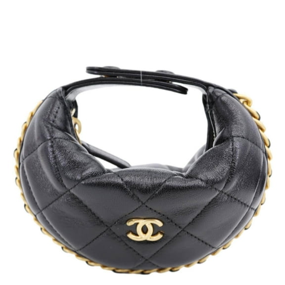Pre-Owned Chanel Chain Around Mini Quilted Lambskin Leather Pouch Black