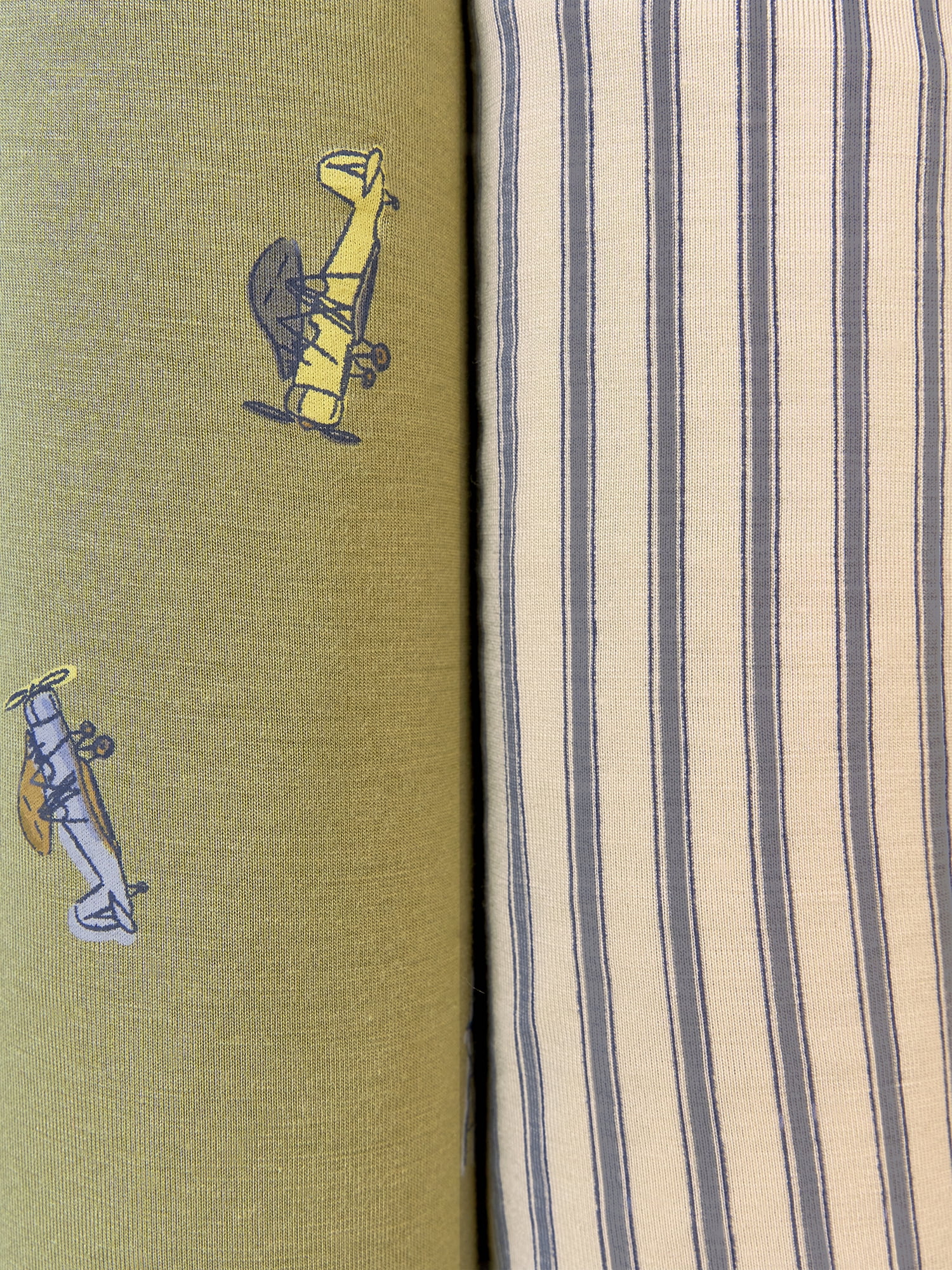 Modern Moments by Gerber Baby Neutral Super Soft Swaddle Blankets, 2-Pack, Airplane, One Size