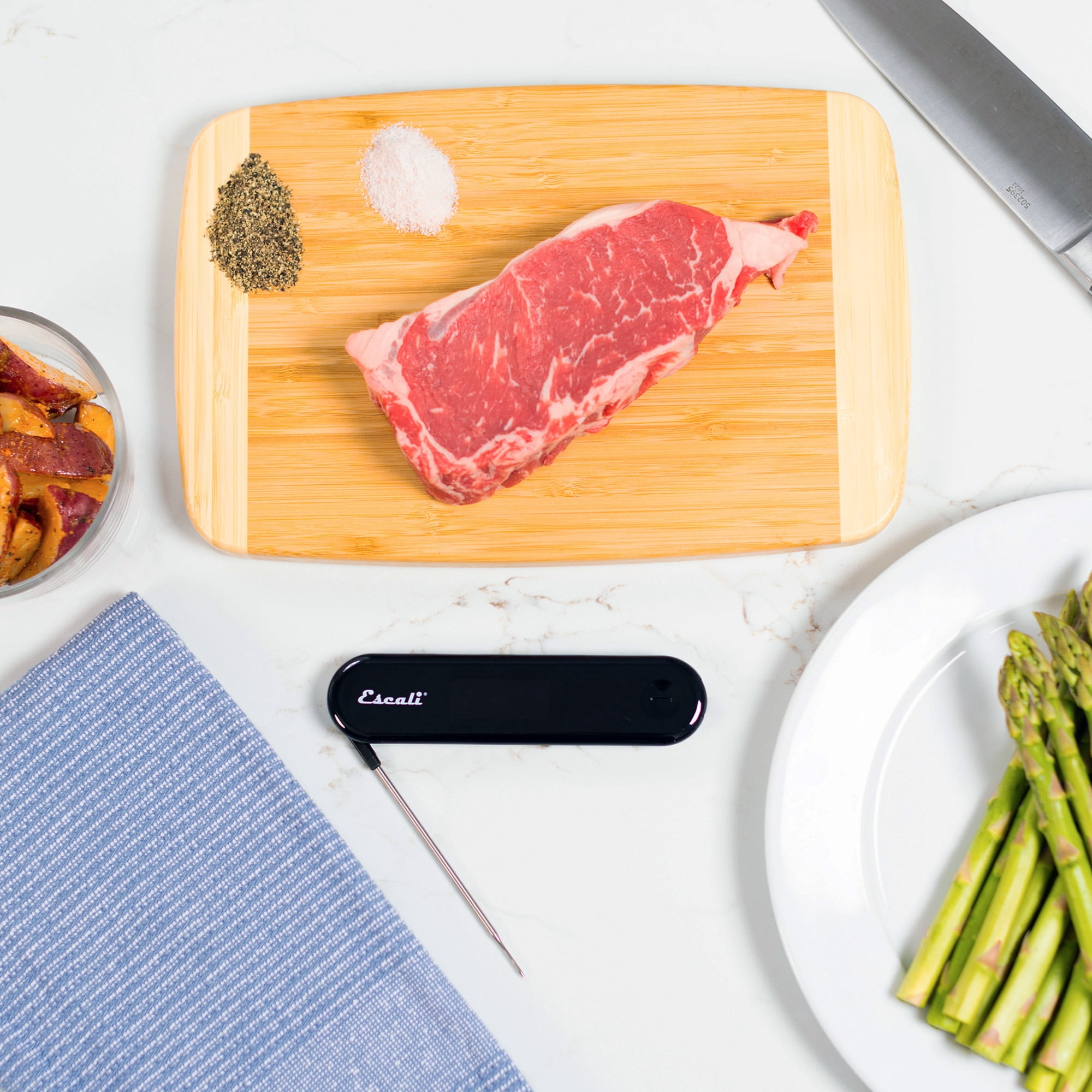 Escali Stelo Waterproof Folding Thermometer for Cooking Instant Read Rechargeable Meat Thermometer with Thermocouple Technology