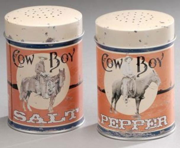 tin salt and pepper shakers