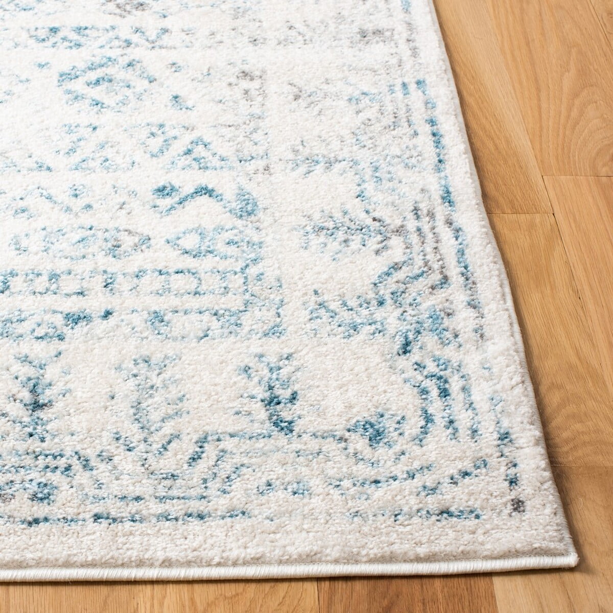 SAFAVIEH Tulum Flint Distressed Southwestern Area Rug, 6'7" x 6'7" Square, Ivory/Teal