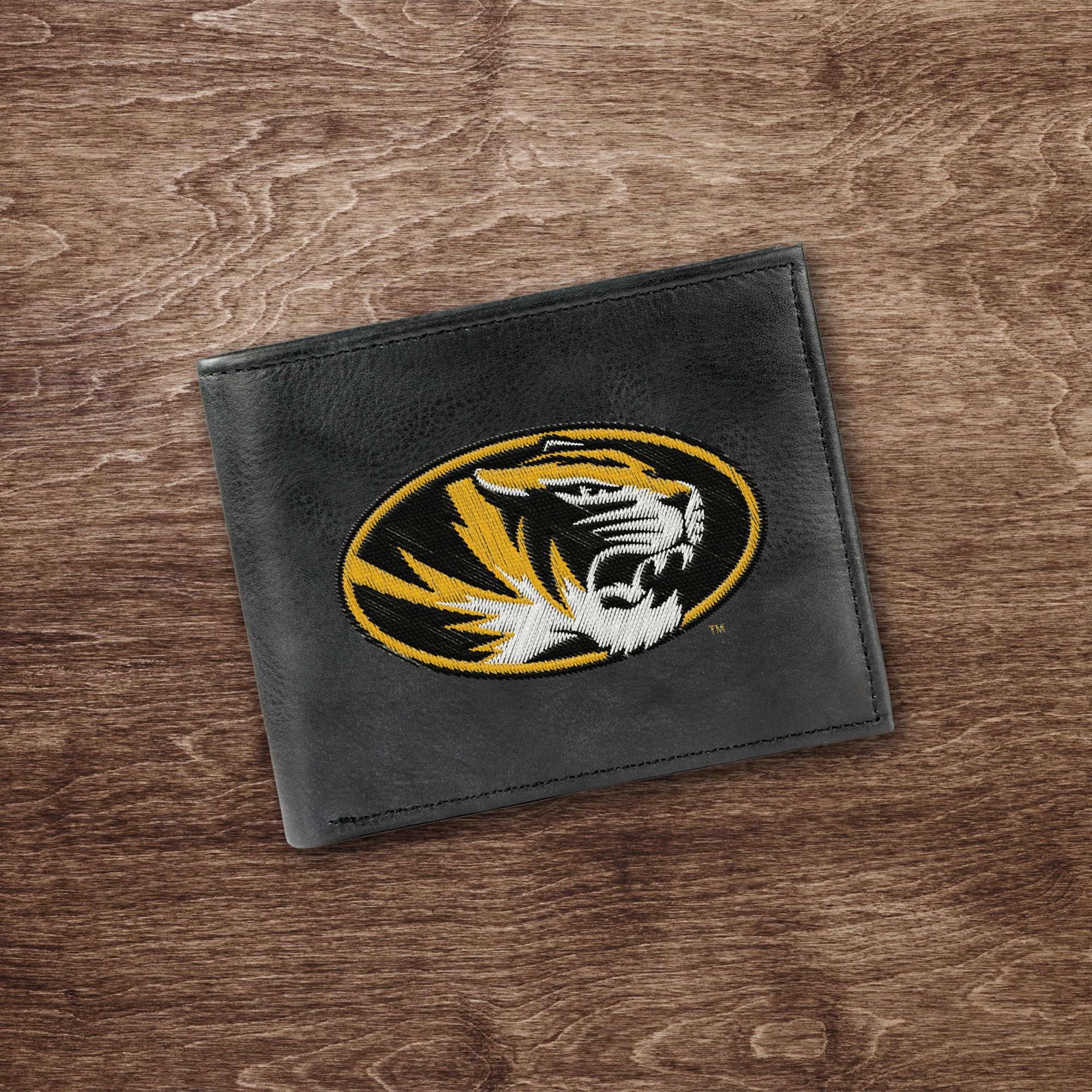 NCAA - Men's Georgia Bulldogs Embroidered Billfold Wallet - image 4 of 6
