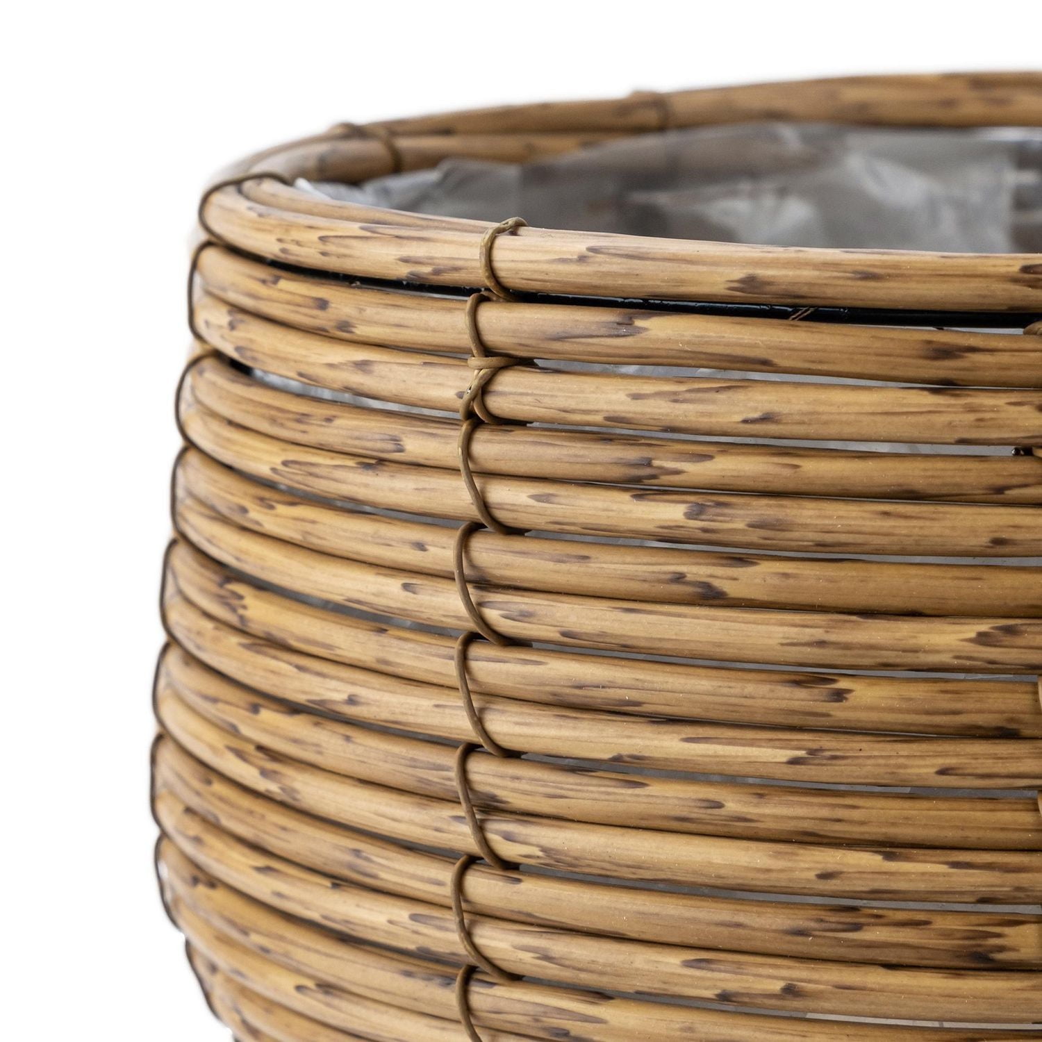 Hometrends 8 INCH WOVEN FOOTED PLANTER
