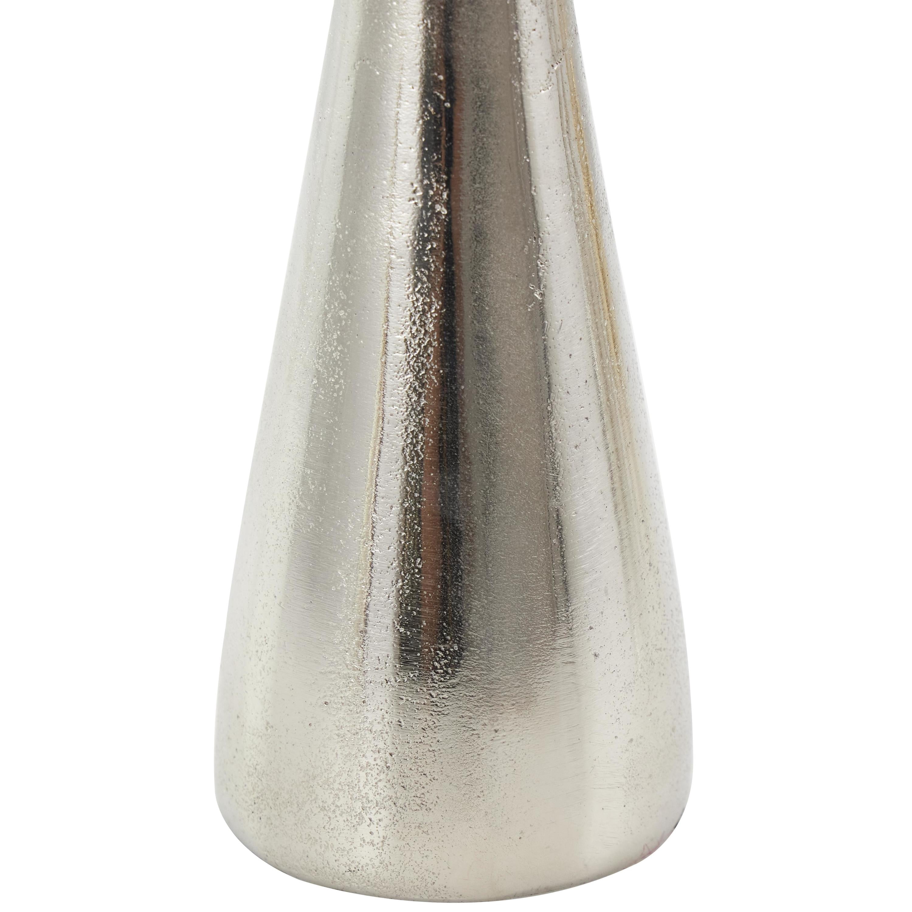 DecMode 2 Candle Silver Aluminum Metal Candle Holder with Varying Shapes, Set of 2
