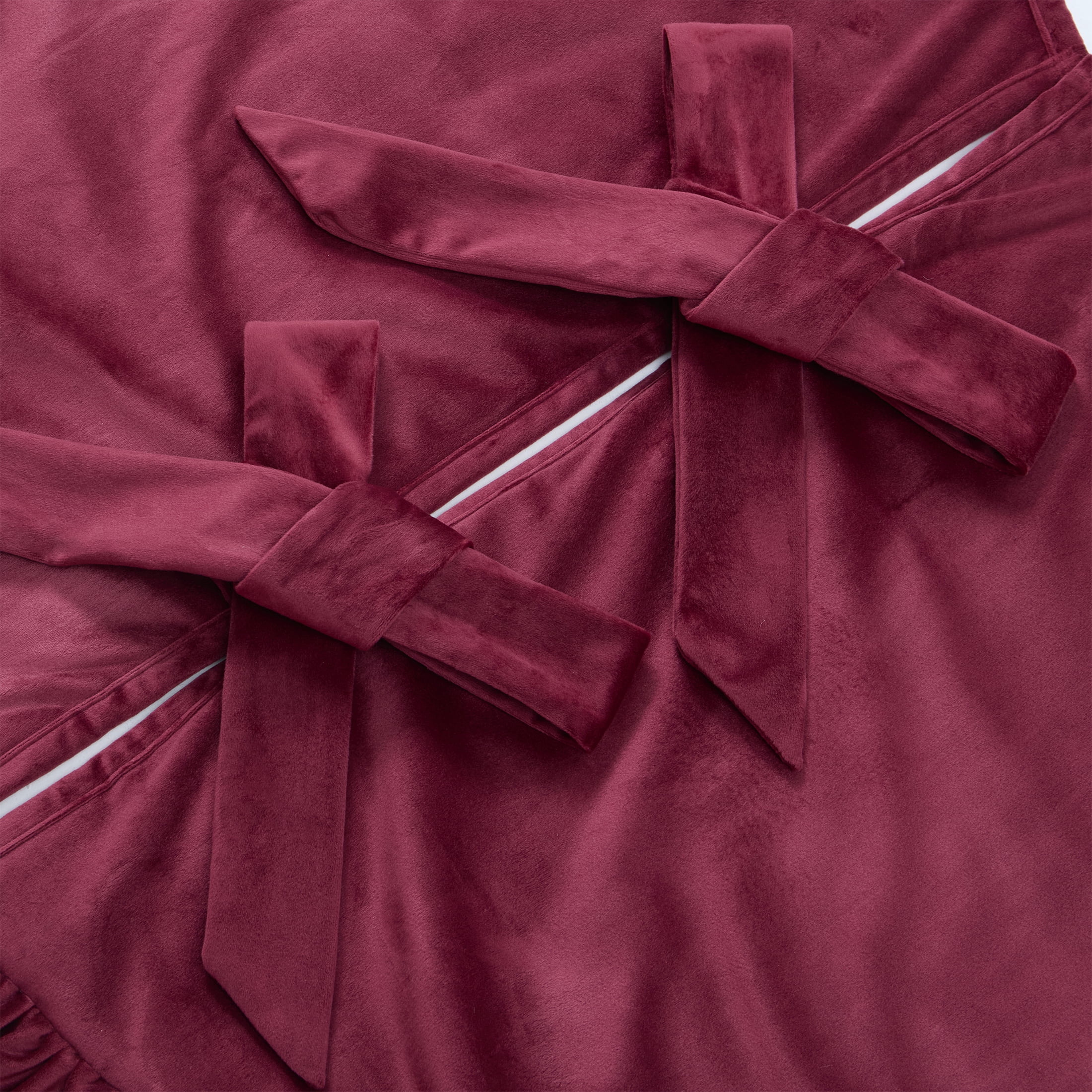 My Texas House Ruffle Red Velvet Christmas Tree Skirt, 60"