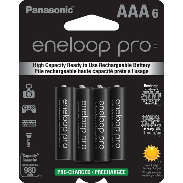 pilas recargables eneloop panasonic bk-4hcca6ba pro aaa paquete de 6, vista frontal del empaque con seis baterías AAA negras 'eneloop pro', rótulos visibles '980 mAh', 'pre-cargadas', 'hasta 500 recargas' y iconos que sugieren uso en cámara, control de juego y linterna.