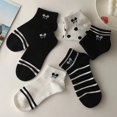 thumbnail image 4 of Calcetines cortos de verano para mujer, calcetines náuticos de caña baja con dibujos animados en blanco y negro, calcetines casuales para mujer, calcetines bajos transpirables de moda, 4 of 6