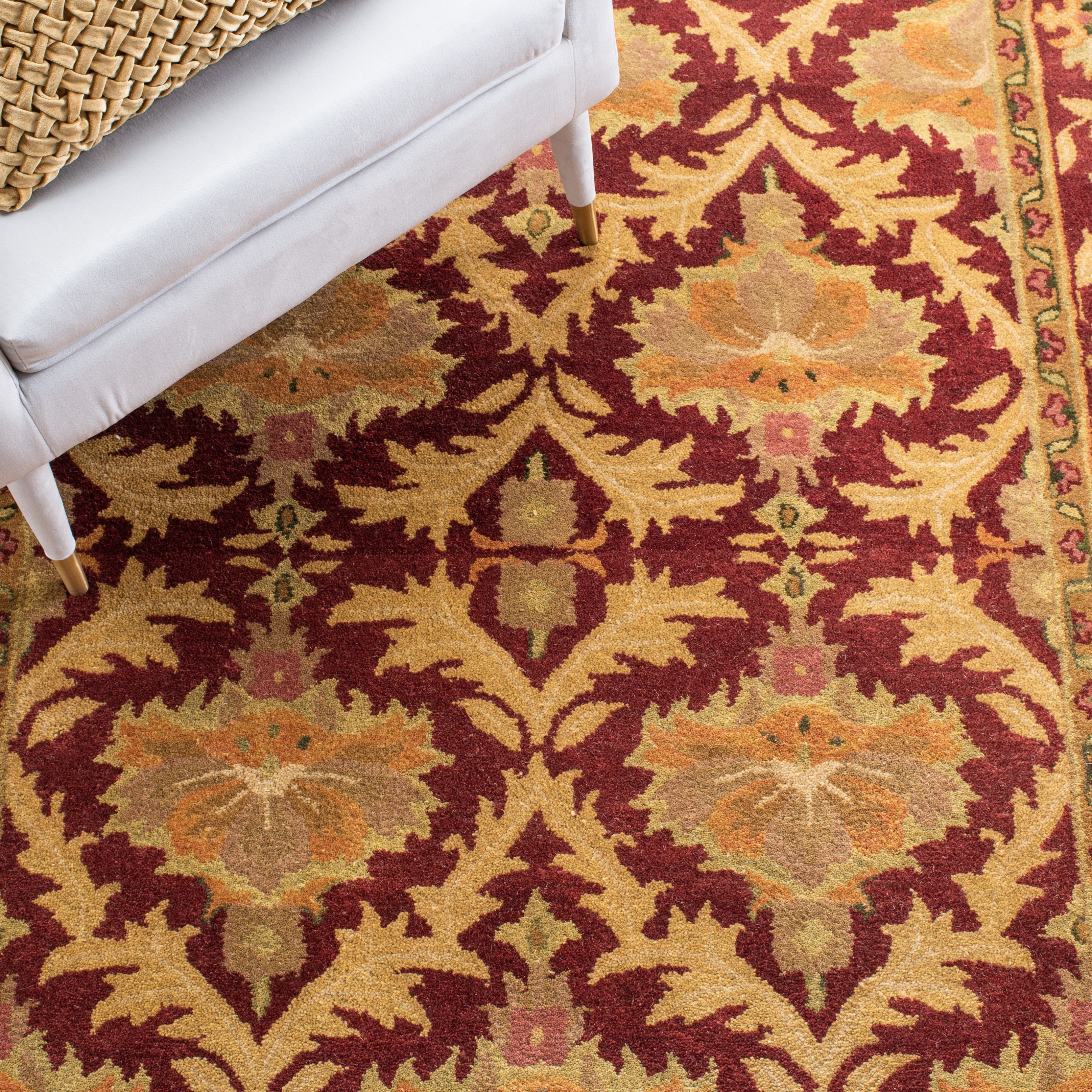 SAFAVIEH Antiquity Diarmait Oriental Wool Area Rug, Wine/Gold, 9'6" x 13'6"