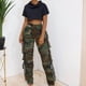 thumbnail image 4 of Pantalones de camuflaje de algodón con botones y bolsillos grandes con borlas y camuflaje lateral para mujer de moda europea y americana, 4 of 6