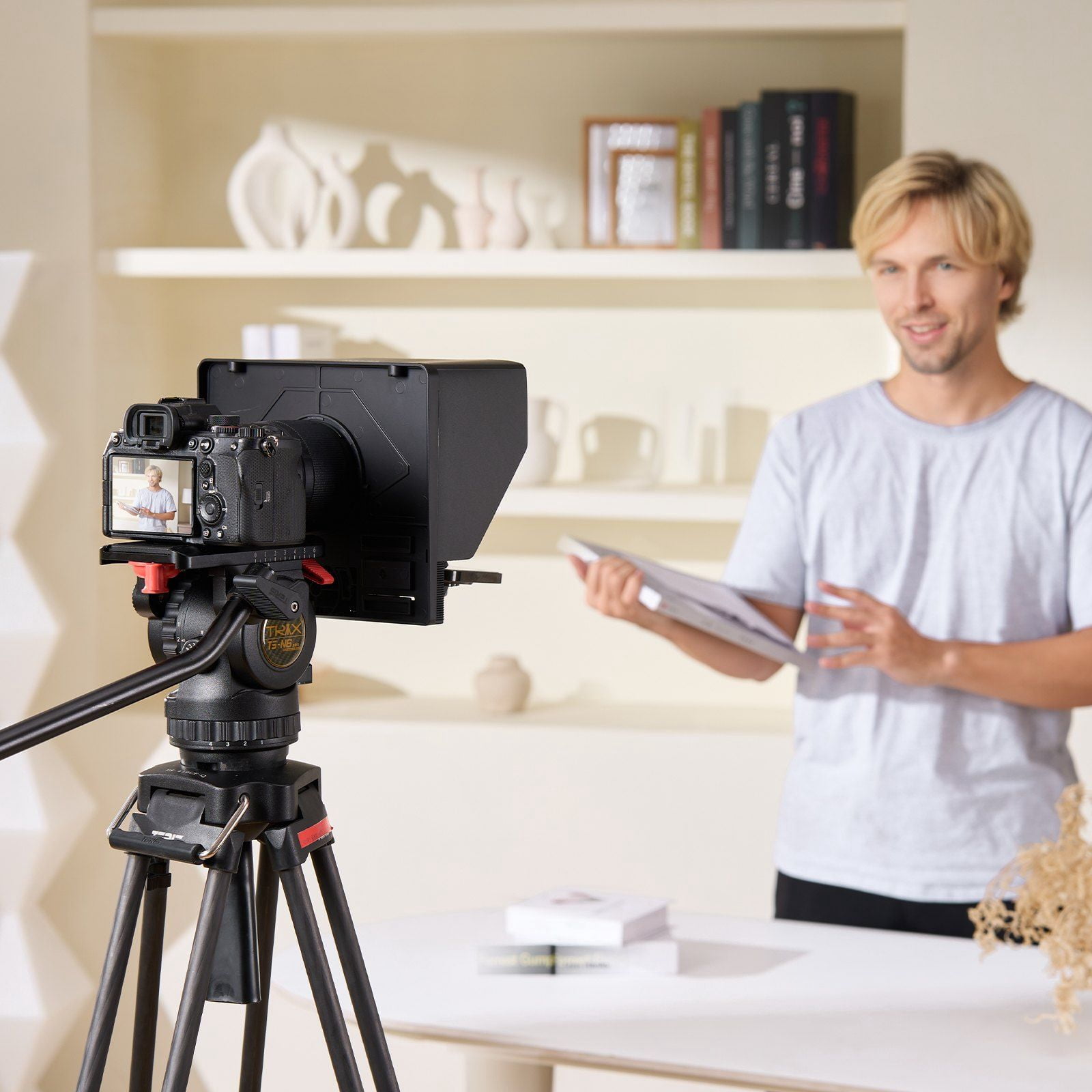 10" Wireless Teleprompter Remote for Phone & Webcam Live Video Recording