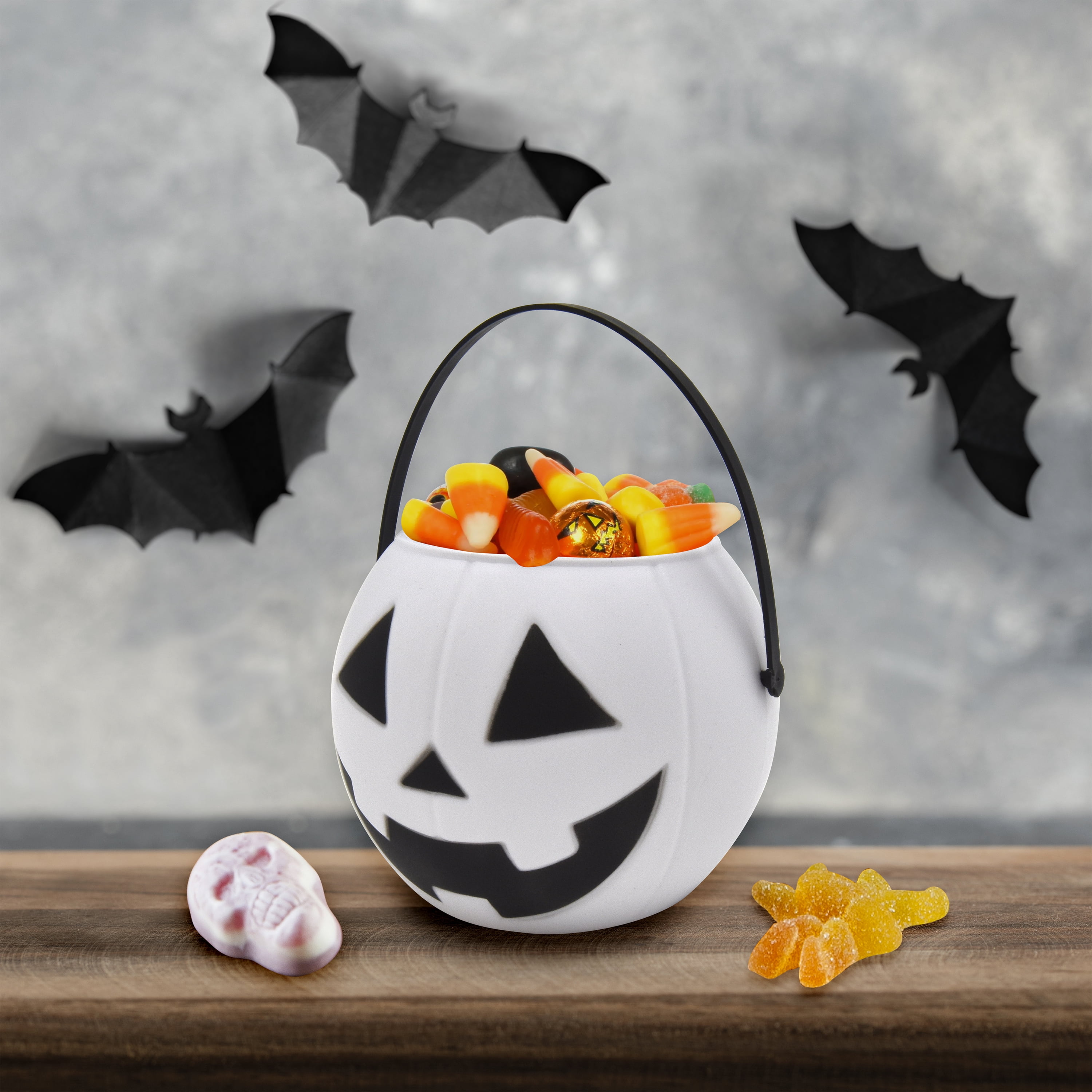 Halloween Jack O’Lantern Mini Candy Bucket, White, Plastic, 3.5 in, by Way to Celebrate