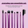 thumbnail image 3 of Kit de brochas Real Techniques esecenciales para maquillaje de ojos 8 pzas, 3 of 9
