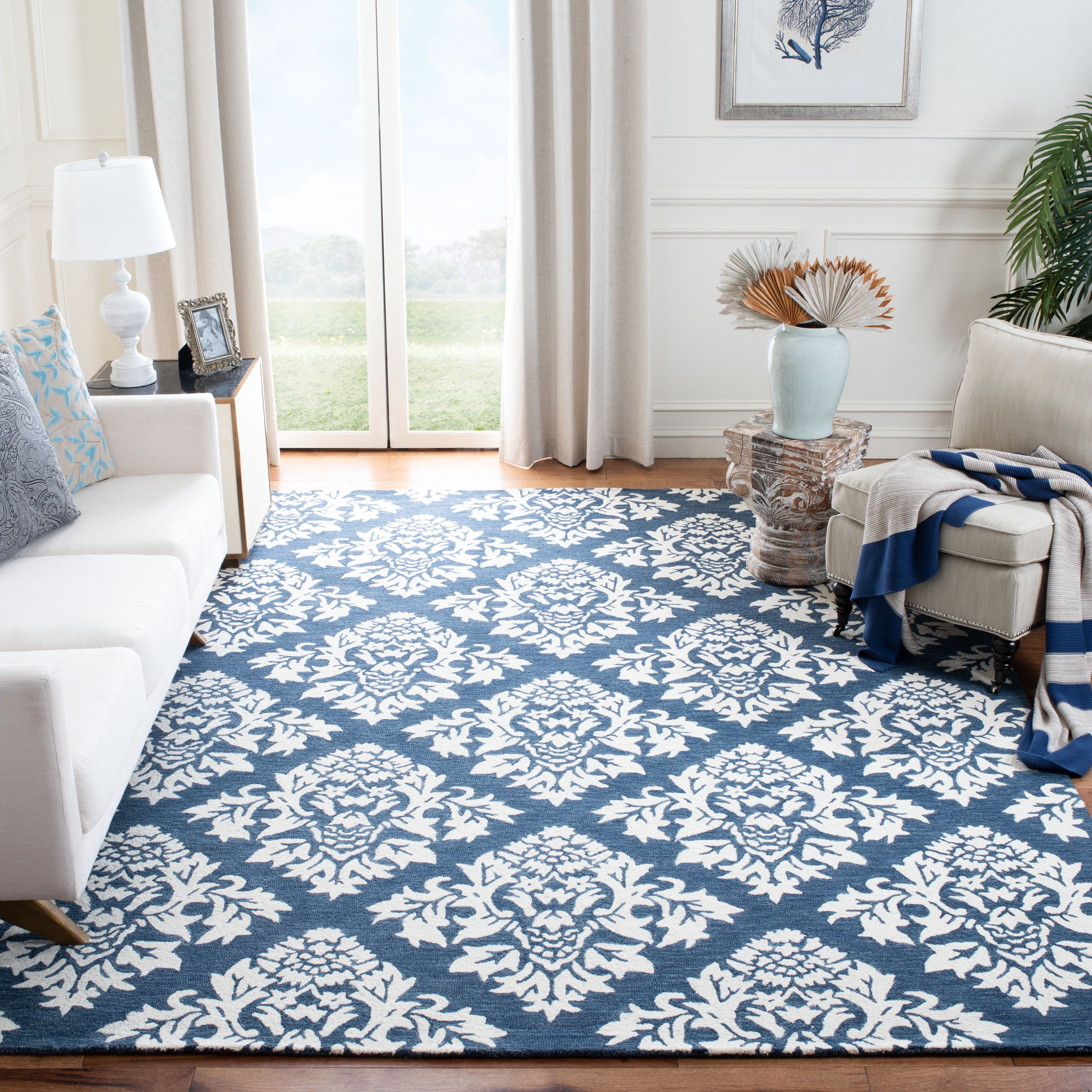 SAFAVIEH Micro-Loop Meridith Floral Area Rug, Blue/Ivory, 9' x 12'