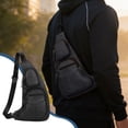 thumbnail image 4 of Bolsa de cuero para el pecho para hombres y mujeres Bolsa impermeable tipo bandolera con correa ajustable en bolsillos antirrobo para viajes, desplazamientos y deportes, 4 of 6