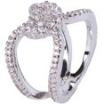 thumbnail image 3 of Bague de Coeur Femmes Incrusté Zircon Bijoux en Forme de Coeur Princesses Croix Bague de Luxe Classique Bijoux de Couple pour la Mariée, 3 of 4