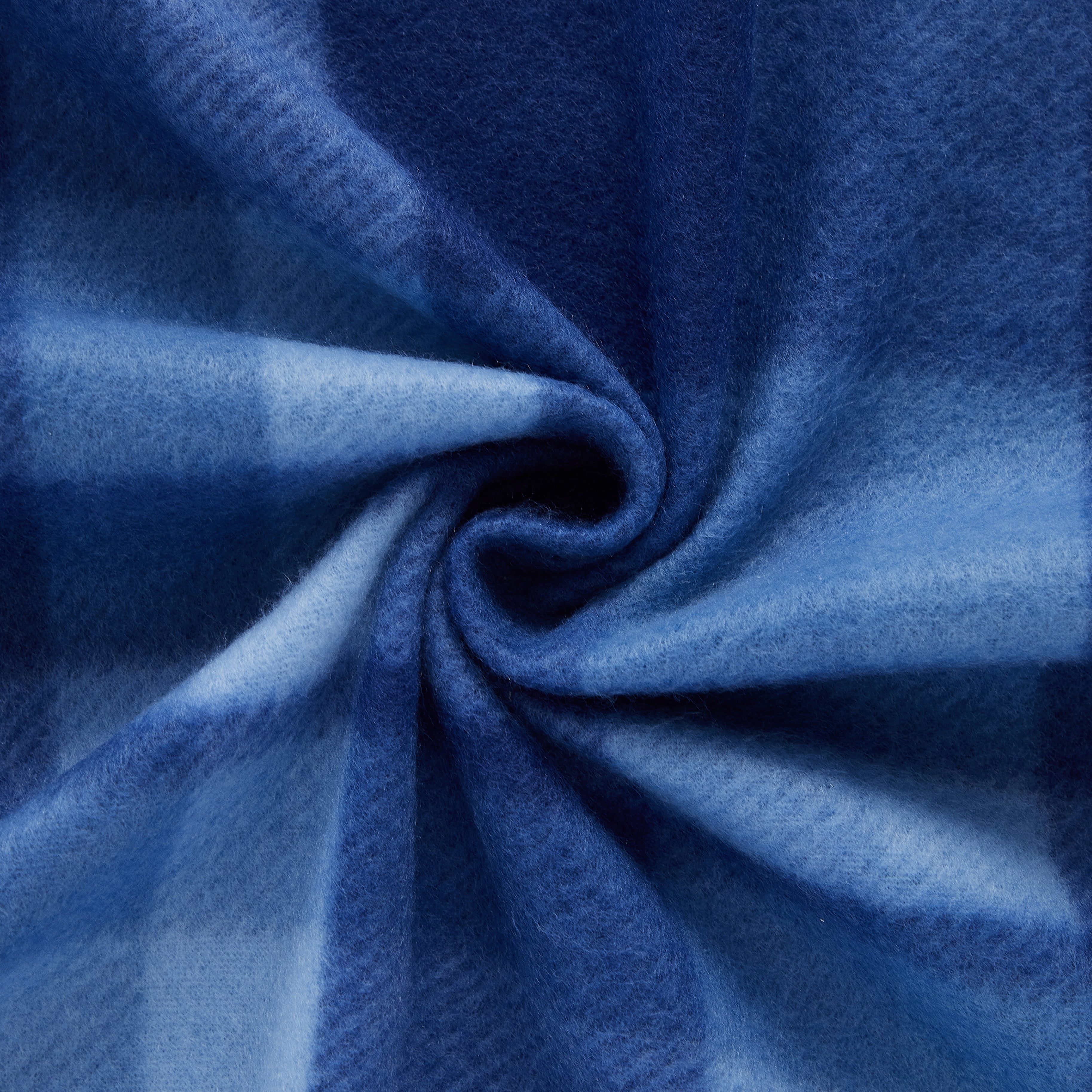 Mainstays Cozy Fleece Throw Blanket, Glen Plaid, 50 in x 60 in