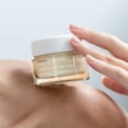 thumbnail image 2 of Crema hidratante facial nocturna KORRES White Pine Restorative 40 ml, 2 of 5