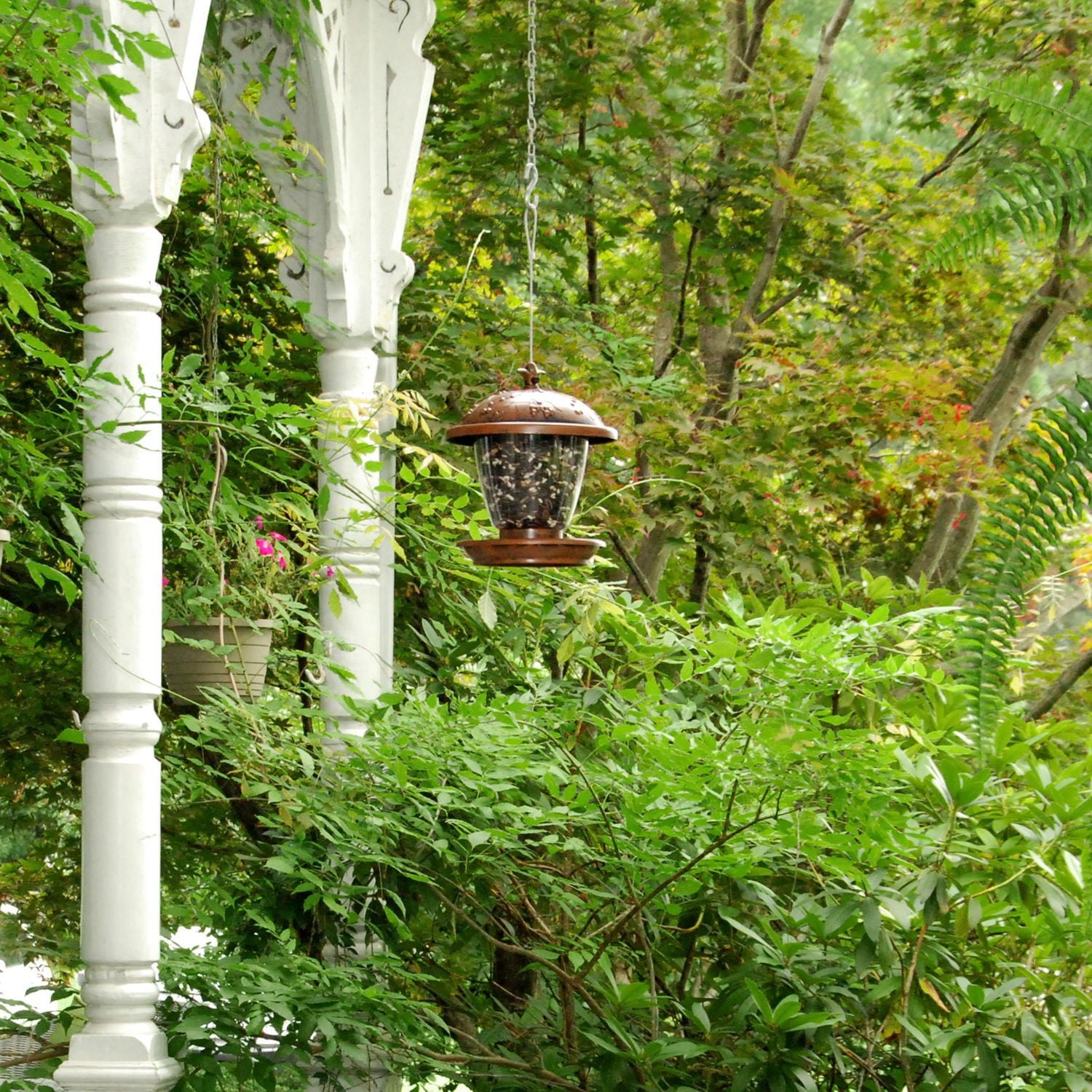 Mangeoire d'oiseaux Holly Berry Gilded Chalet de Perky-Pet