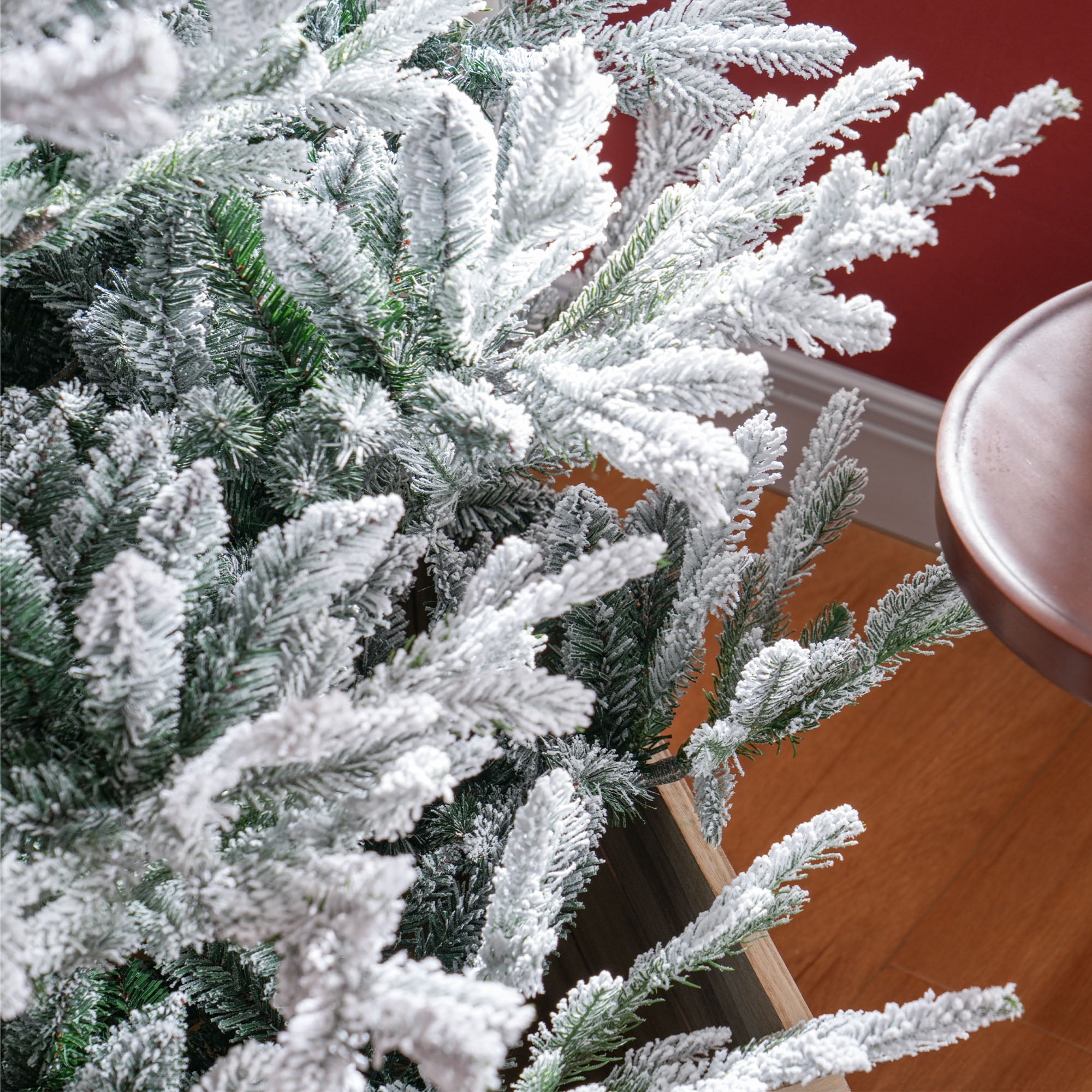 6ft Unlit Snow Flocked Christmas Tree Auto-Open Branches Flame Retardant Indoor Holiday Decor