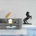 thumbnail image 2 of Estatua de bola de cristal, escultura de caballo de resina, figura de hierro, adorno decorativo de animal, talla artística para sala de estar, oficina, 2 of 8