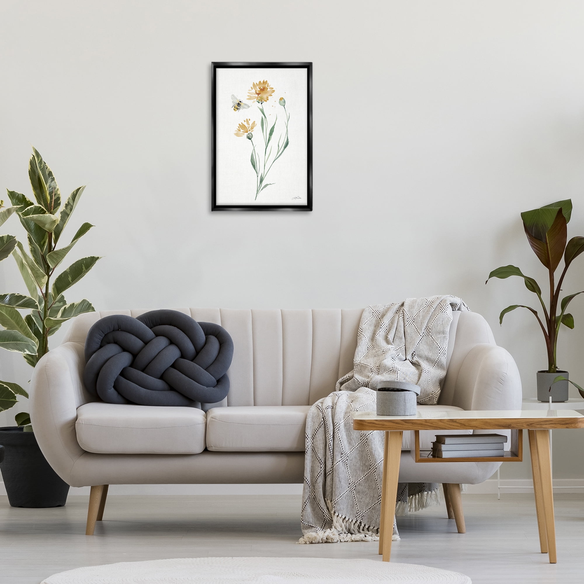 Stupell Industries Wild Honeybloom Flowers Botanical & Floral Painting Black Floater Framed Art Print Wall Art, 17 x 25