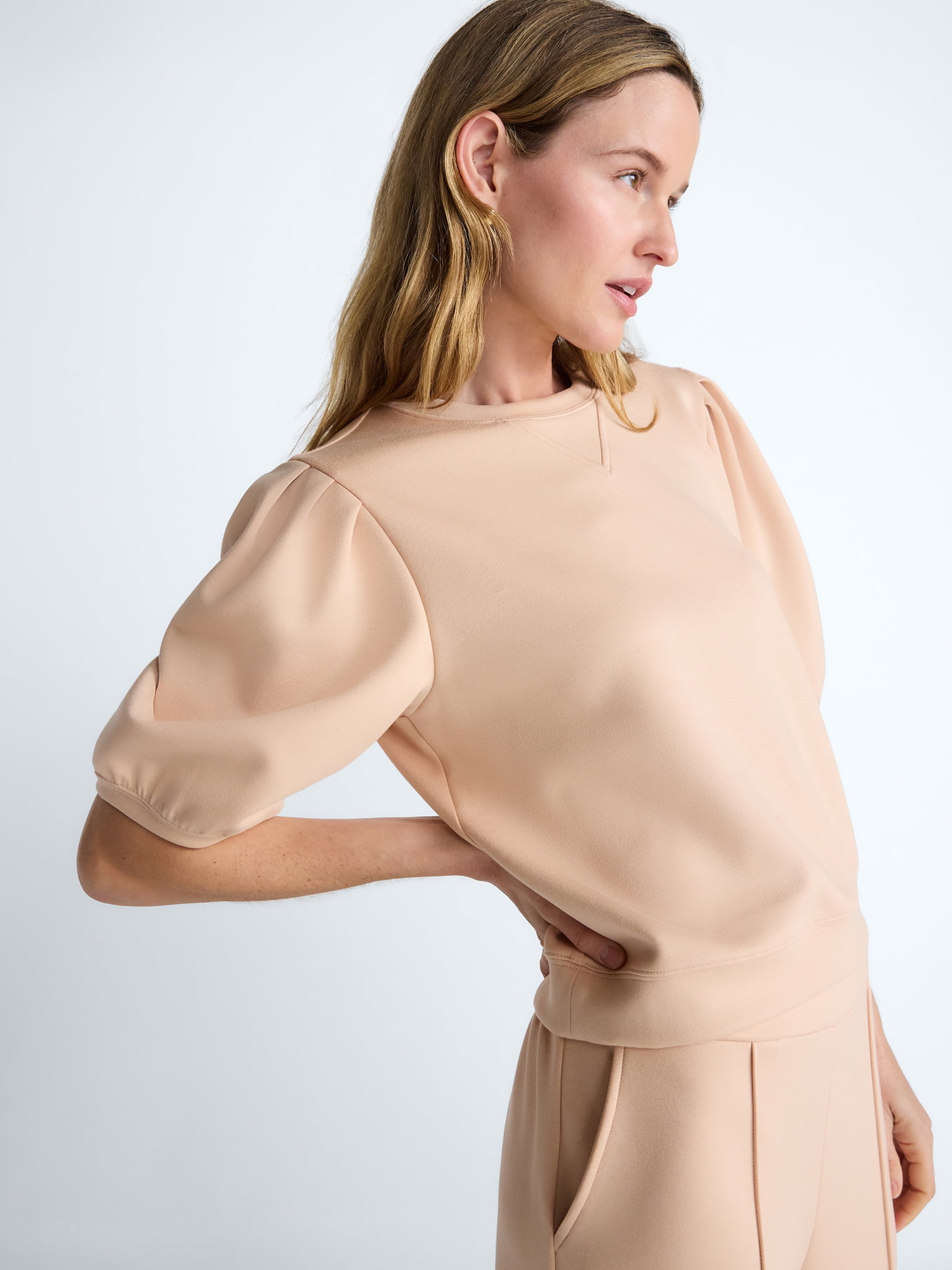 Scoop Women's and Women's Plus Scubaknit Pleated Sleeve Top, Sizes XS-4X