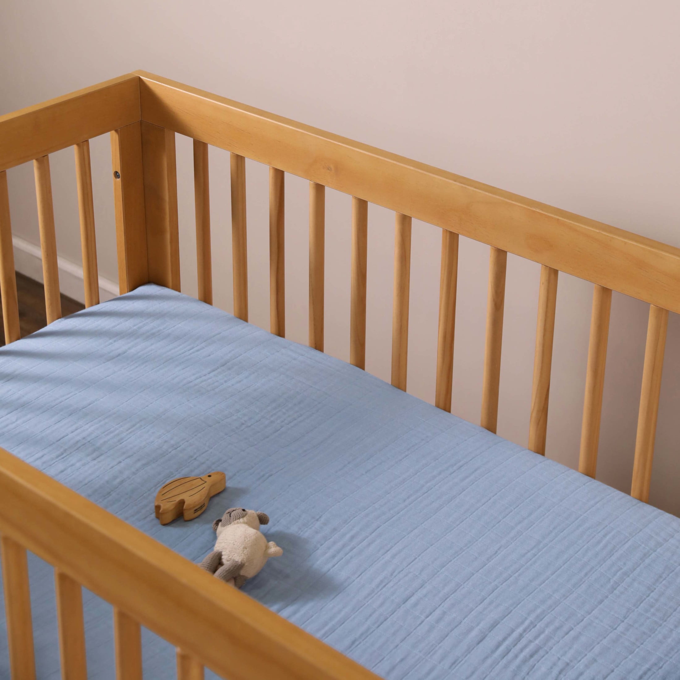 Babyletto Crib Sheet in GOTS Certified Organic Muslin Cotton