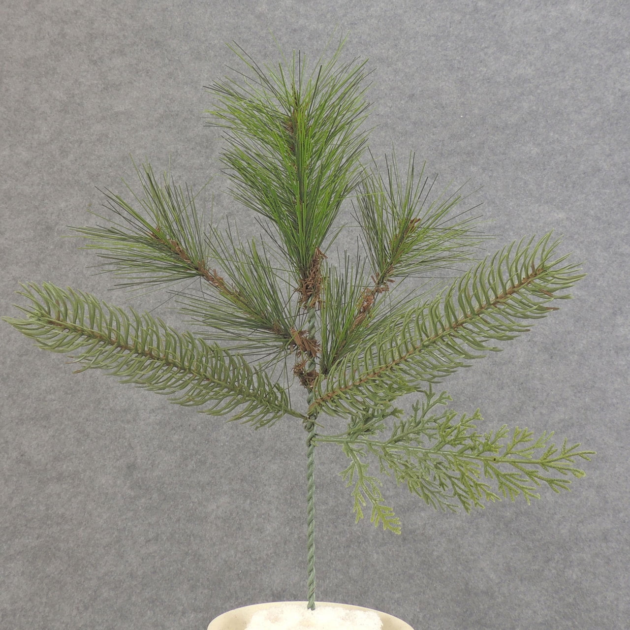 1 Pc, 12 Inch Long Mixed Plastic Pine Pick Has 3 Tips Of Medium Length