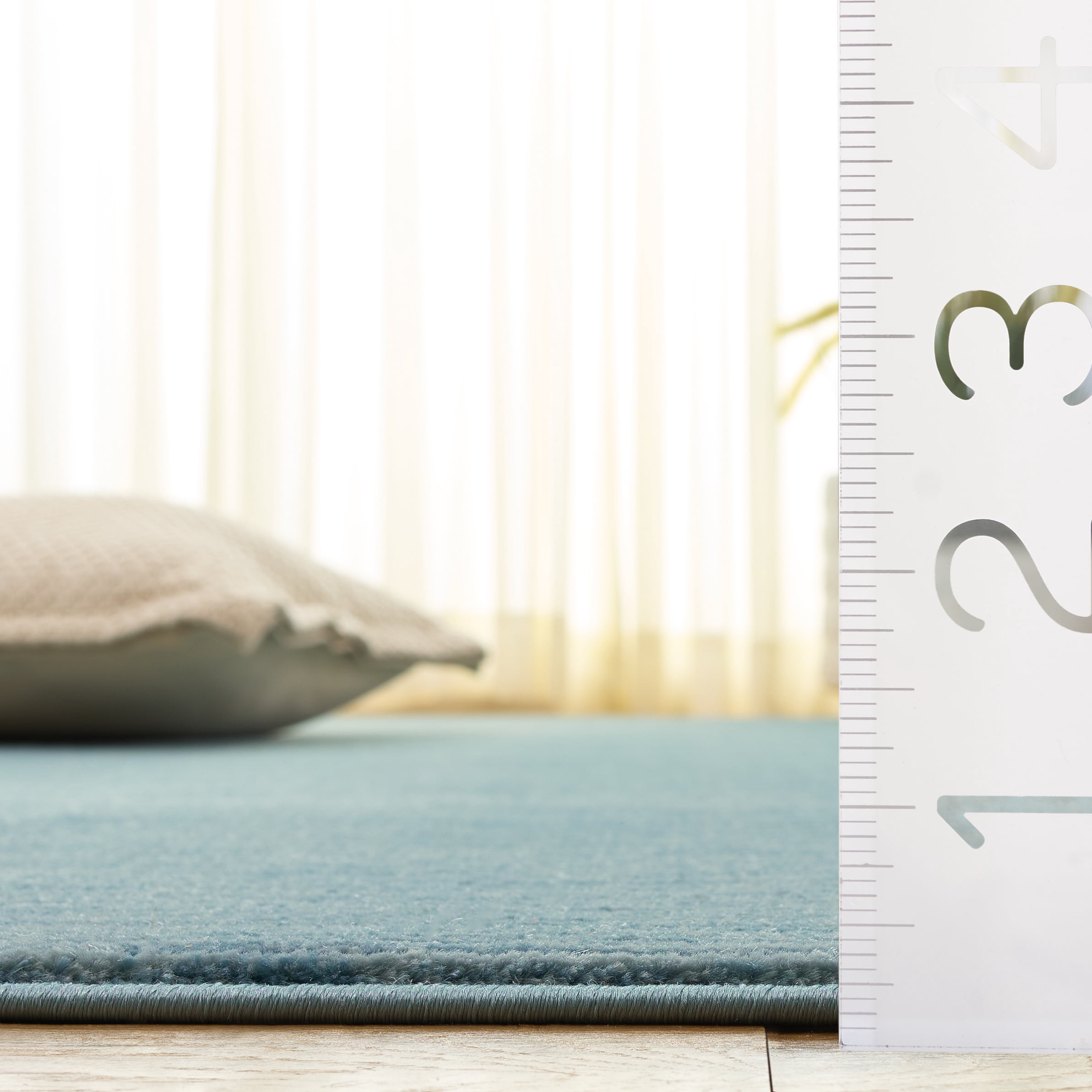 SAFAVIEH Vision Adrasteia Overdyed Solid Runner Rug, Aqua, 2'2" x 20' - Modern Design, Aqua, Non-Shedding & Easy Cleaning, Ideal for Living Room, Bedroom, Dining Space, Entryway, Hallway, Kitchen