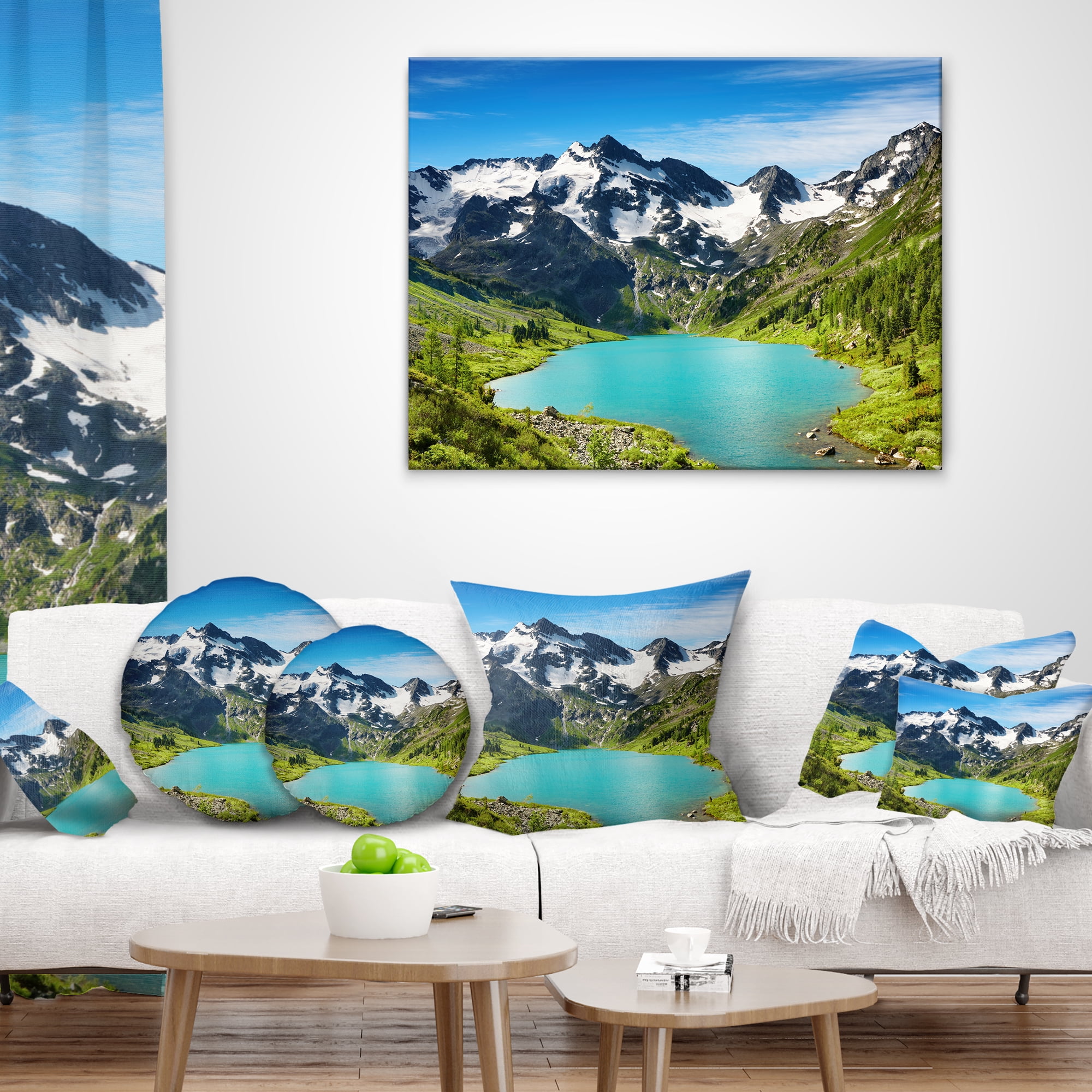 Designart Mountain Lake - Landscape Photography Throw Pillow - 18x18