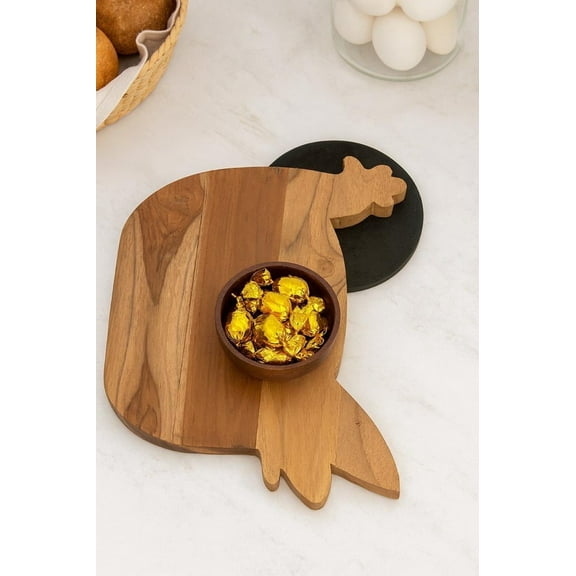 Hen-Shaped Acacia Wood Handcrafted Food-Safe 13" x 10" x 0.5" Chopping Board