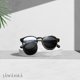thumbnail image 3 of Lentes de Sol con Protección UV + Estuche - JAWAHRA - Diseños Unisex, 3 of 5