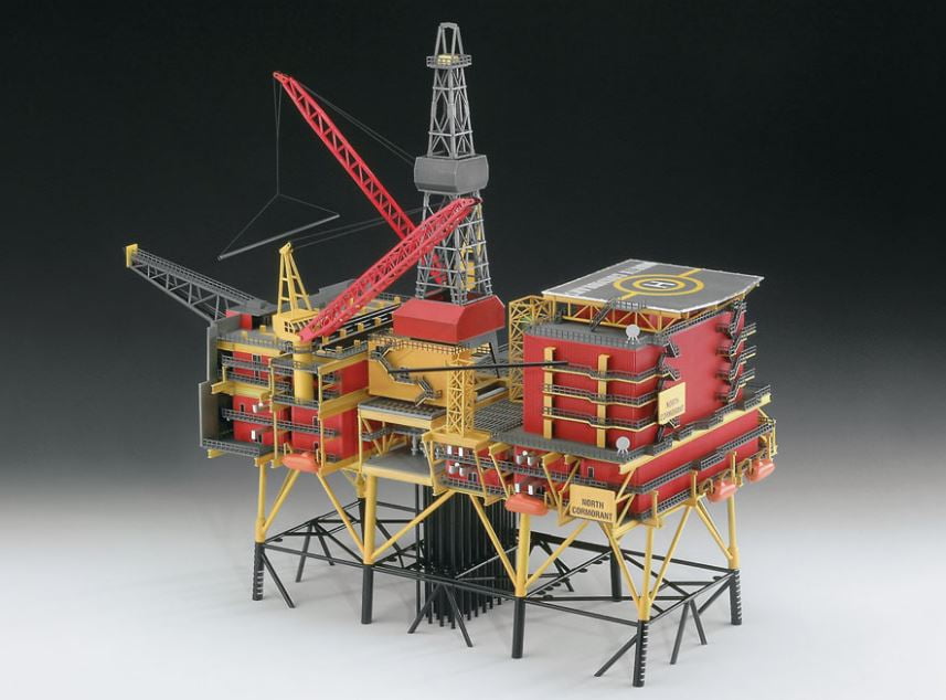 Revell 08803 1/200 Oil Rig North Cormorant - Walmart.com