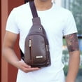 thumbnail image 1 of Xihbxyly Bolso Bandolera para Hombre y Mujer, Correa de Hombro Ajustable, Diseño de Orificio para Auriculares, Ligero y Duradero, Perfecto para Senderismo, Camping, Ciclismo, Versátil Bolso de Viaje, 1 of 5