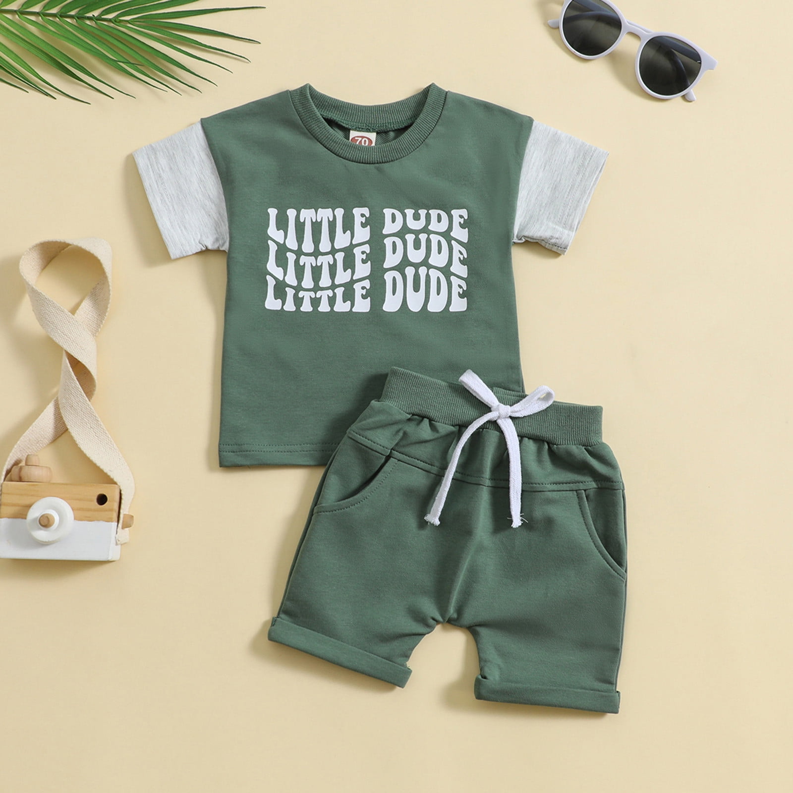 2pcs Kid Boy Letter Painting Print Colorblock Short-sleeve Tee and Elasticized Shorts Set