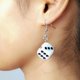 thumbnail image 5 of 2 pendientes de dados dobles pendientes minimalistas de baile disco punk resina negro blanco cubo dados casino pendientes divertidos geométricos 3d dados pendientes señoras niñas joyería de fiesta TUNC Sencillez, 5 of 5