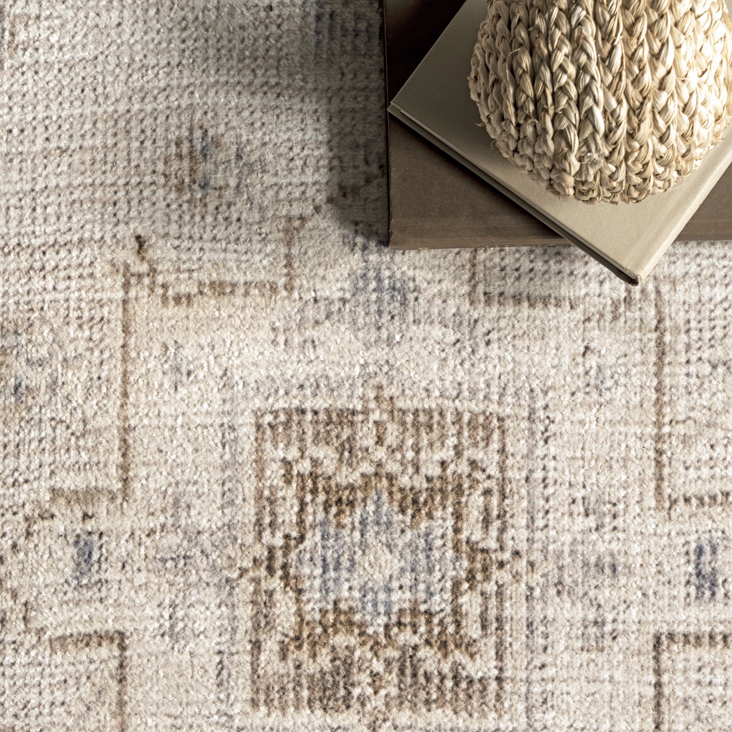 nuLOOM Krystin Distressed Machine Washable Beige 2' 6" x 6' Transitional Runner Rug