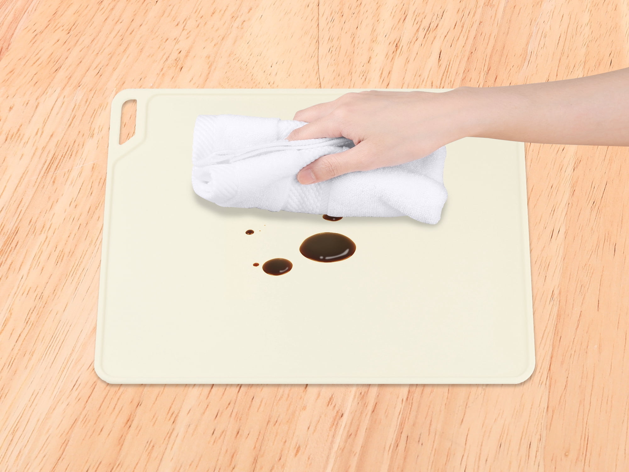Unique Bargains Set of 6 Silicone Placemats for Kitchen Dining Table Decor Beige