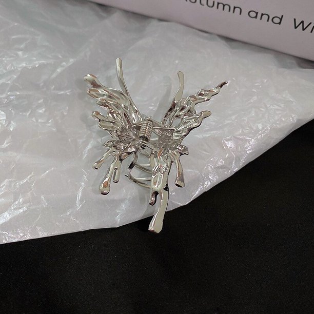 Pinzas para el pelo con borla de perlas de mariposa Retro para mujer, Clip de tiburón elegante coreano, Clip para el cabello, accesorios para el cabello para mujer 2022