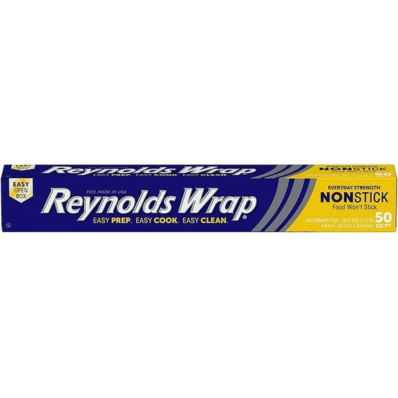 Reynolds Wrap Non-Stick Aluminum Foil Everyday Strength, 50 Square Feet