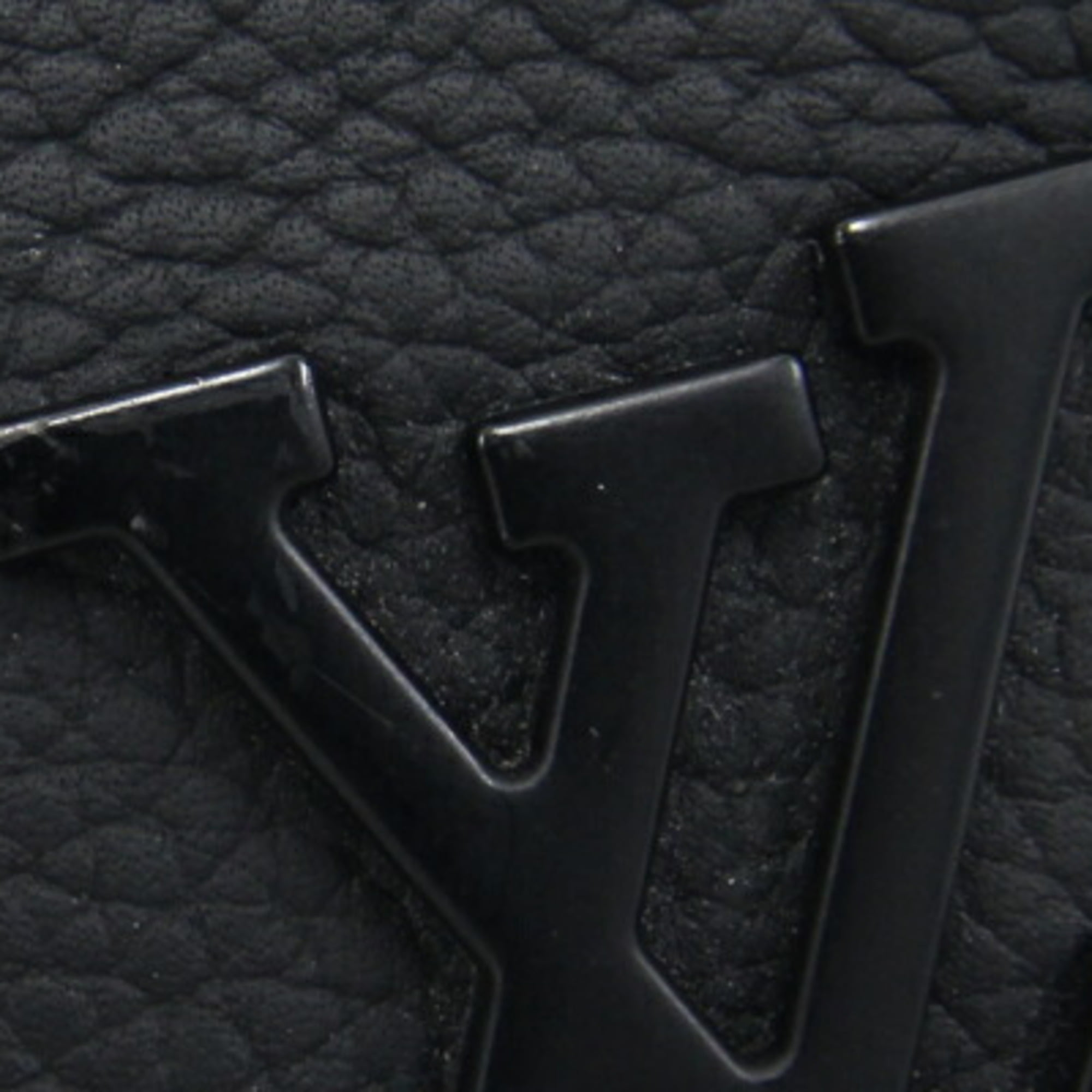 [Authentic] Louis Vuitton Pochette Cles Aerogram Leather Key Pouch  M81031--BLACK