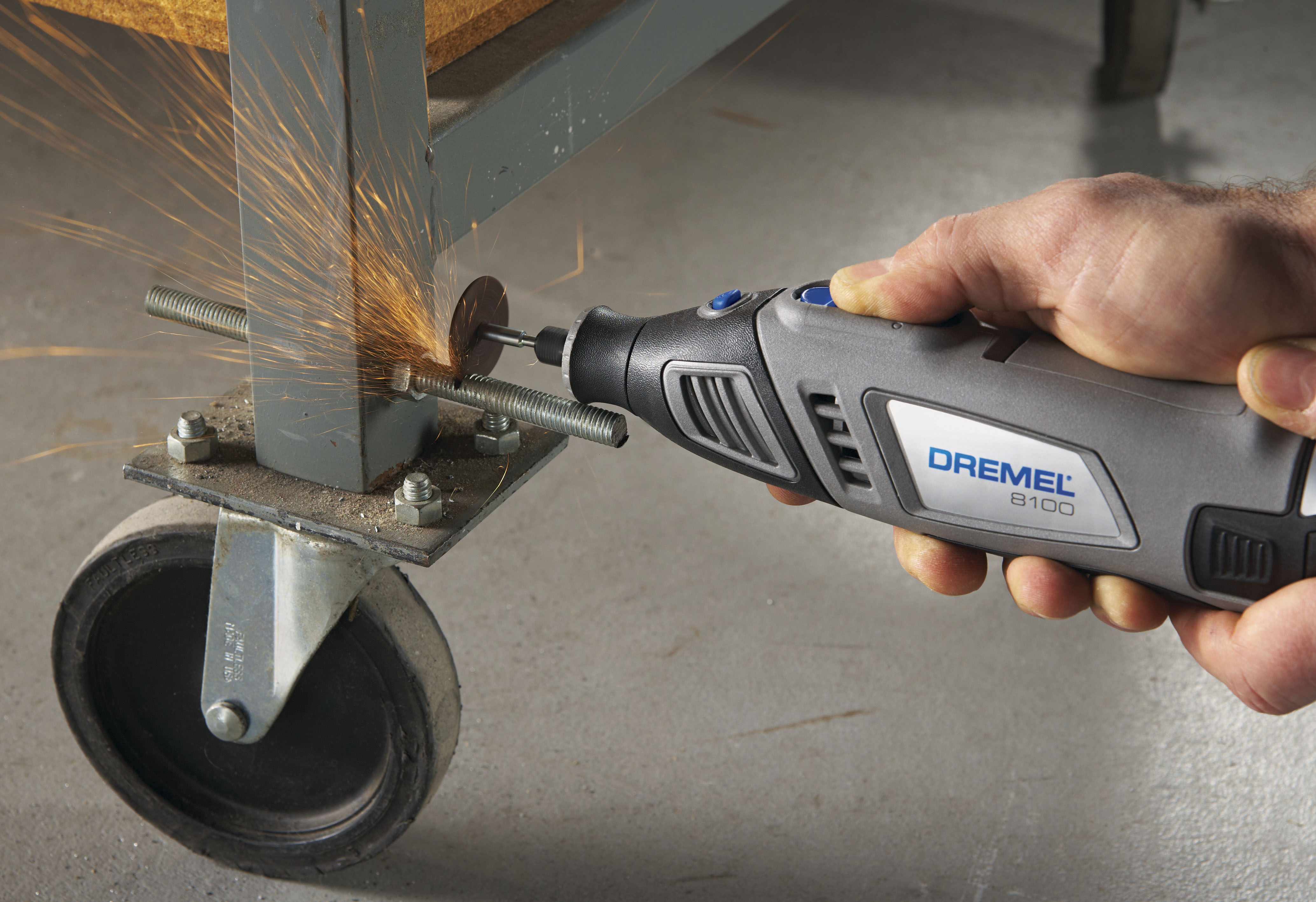 Dremel 8100-N/8 8V Max Cordless Rotary Tool Kit photo 4