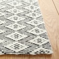 thumbnail image 5 of SAFAVIEH Marbella Saleem Diamond Area Rug, Ivory/Black, 6' x 6' Round, 5 of 8