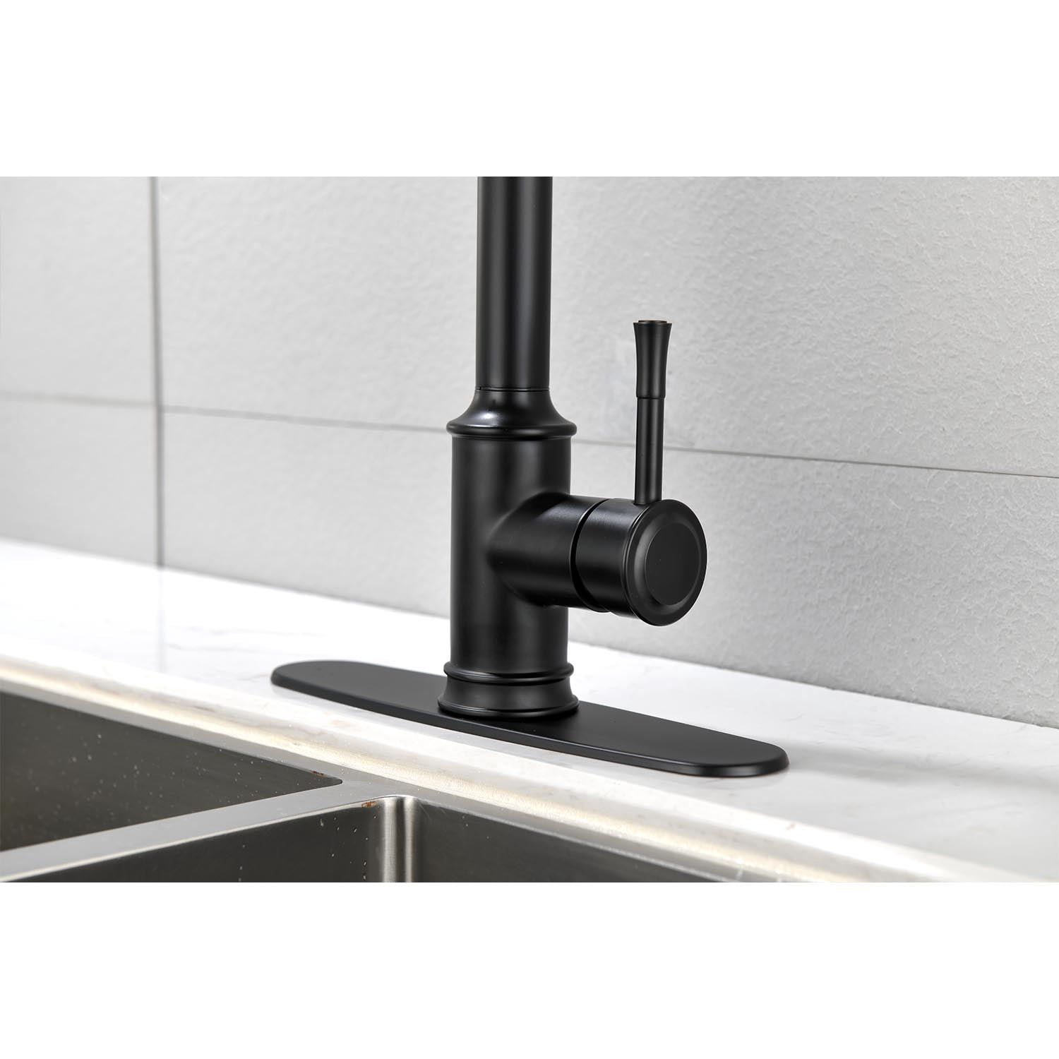 Izzovium Single Handle High Arc Pull Out Kitchen Faucet, 360° Swivel Matte Black Stainless Steel Faucet with Pull Down Sprayer, 3-Way Spray Modes for Sink