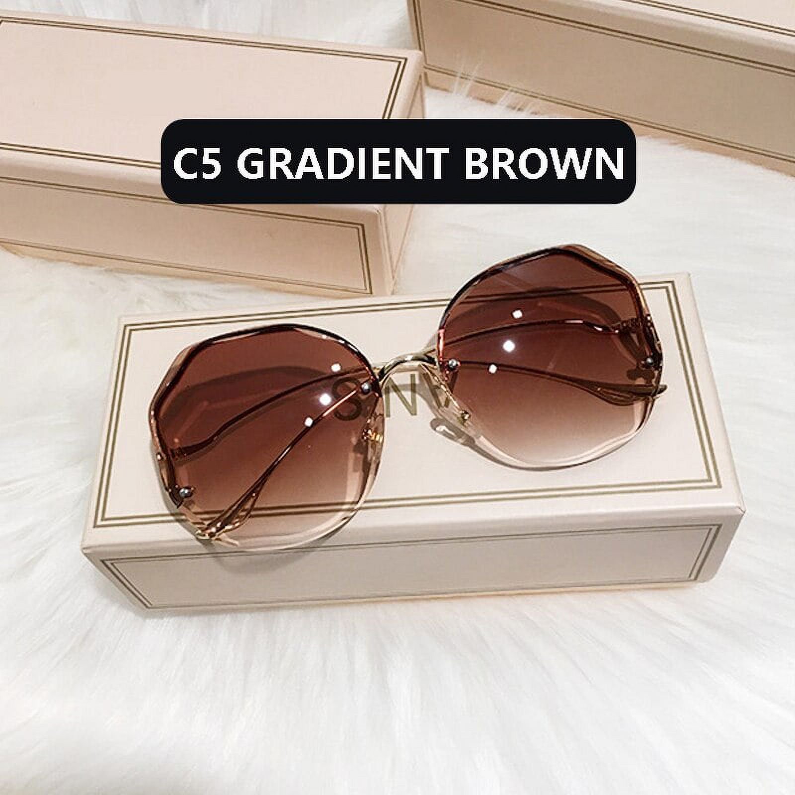 Stylish and Vintage Oversized Square Sunglasses for Women 
