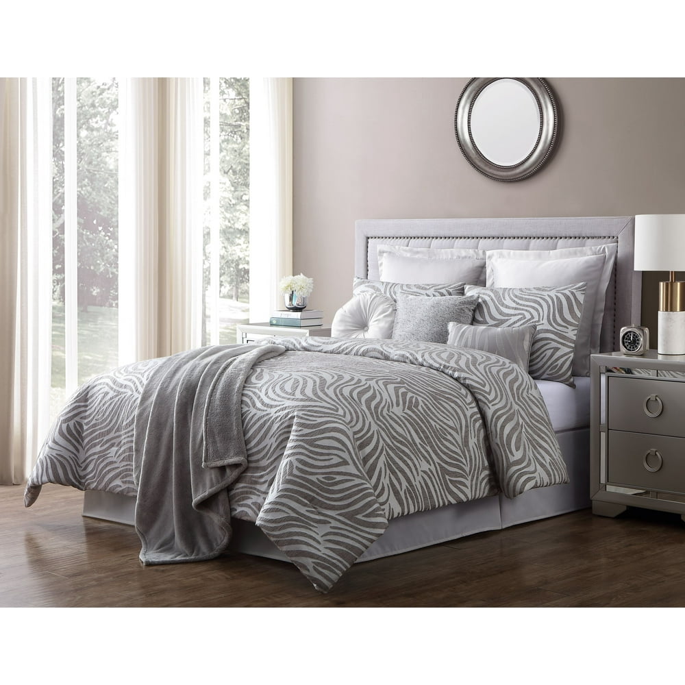 VCNY Home Serengeti Jacquard Zebra Comforter Set, California King, Grey